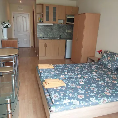 99 Nessebar Noks Club Appartamento *